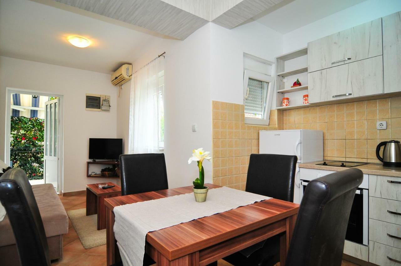 Apartments Pean Tivat Extérieur photo